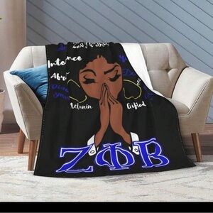 ZΦB Graphic Throw Blanket